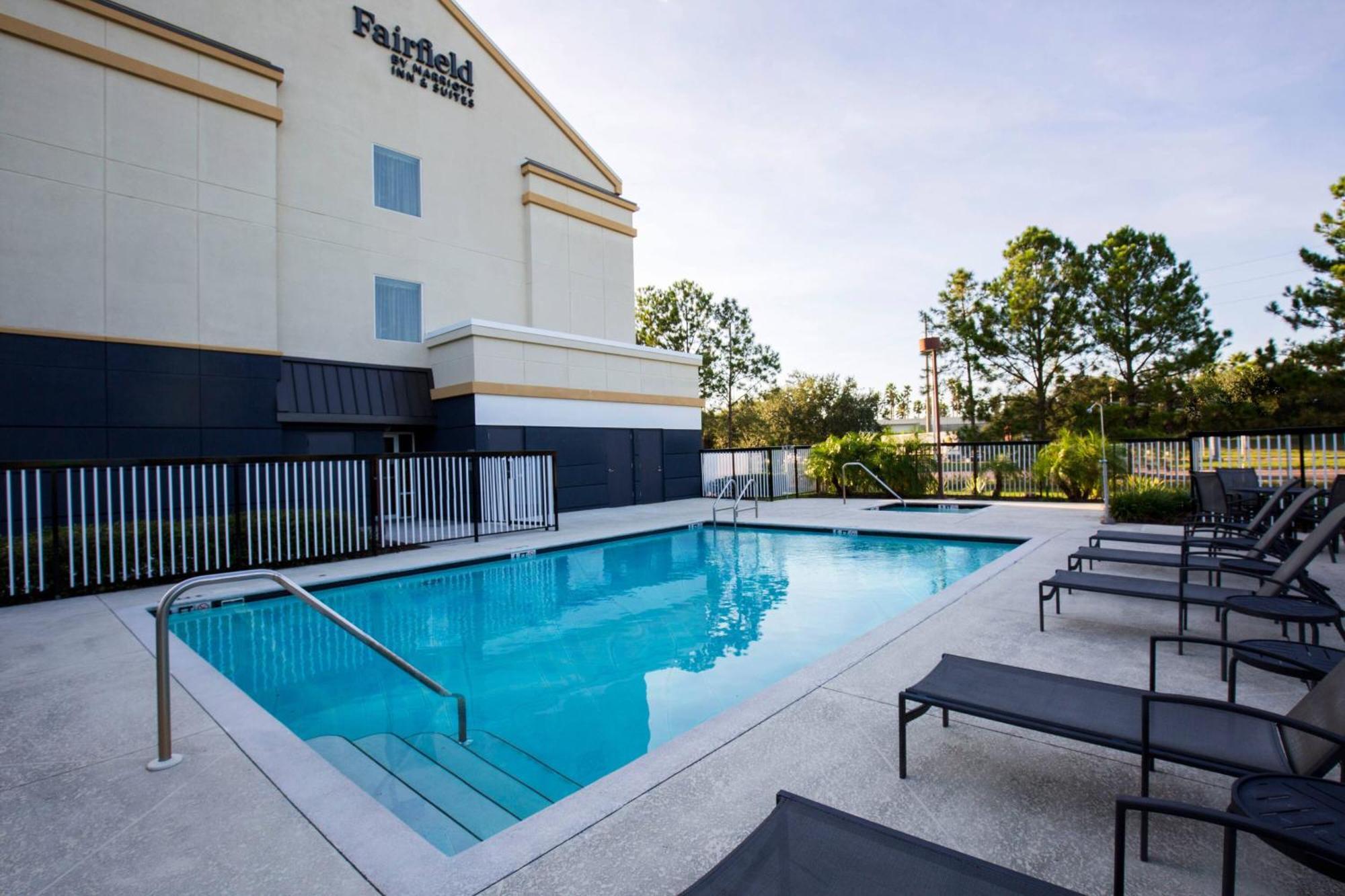 Hotel Fairfield & Tampa Fairgrounds/casino Orient Park