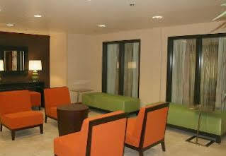 Fairfield & Tampa Fairgrounds/casino Hotel Orient Park